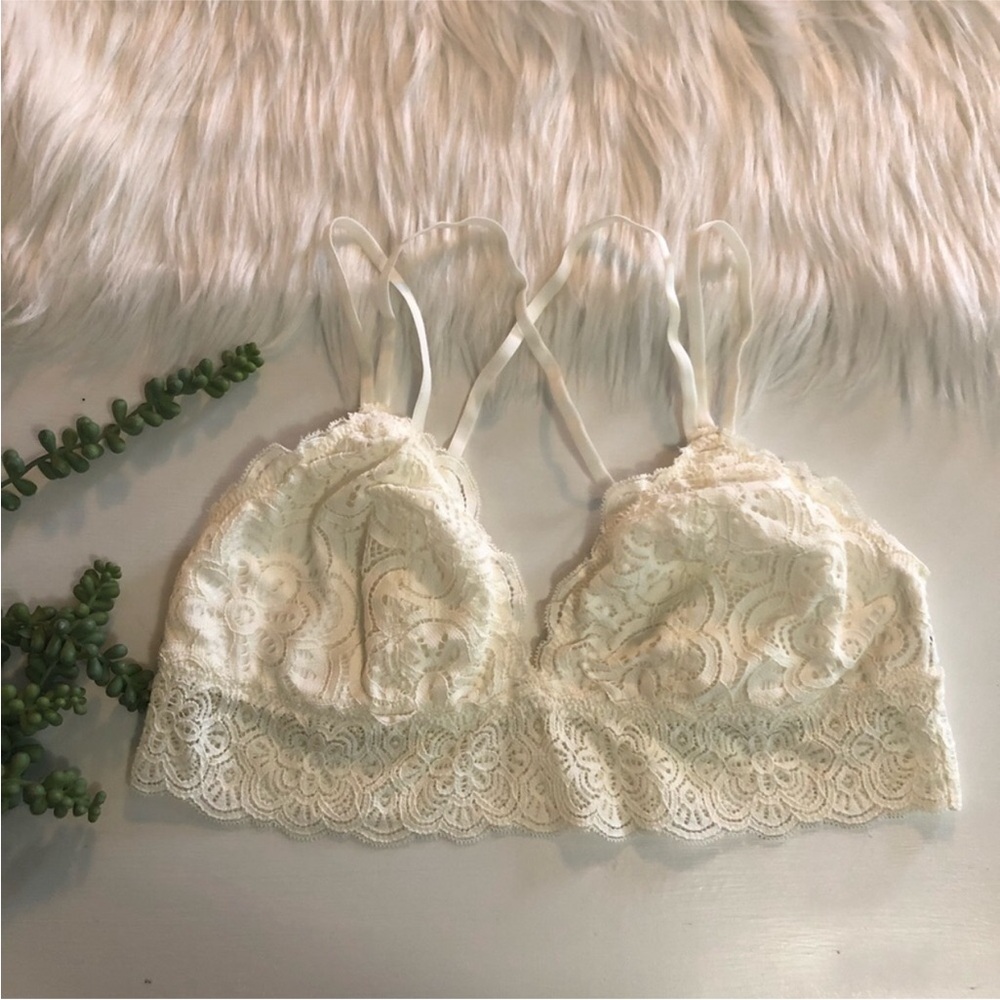 Aerie Cream Lace Bralette